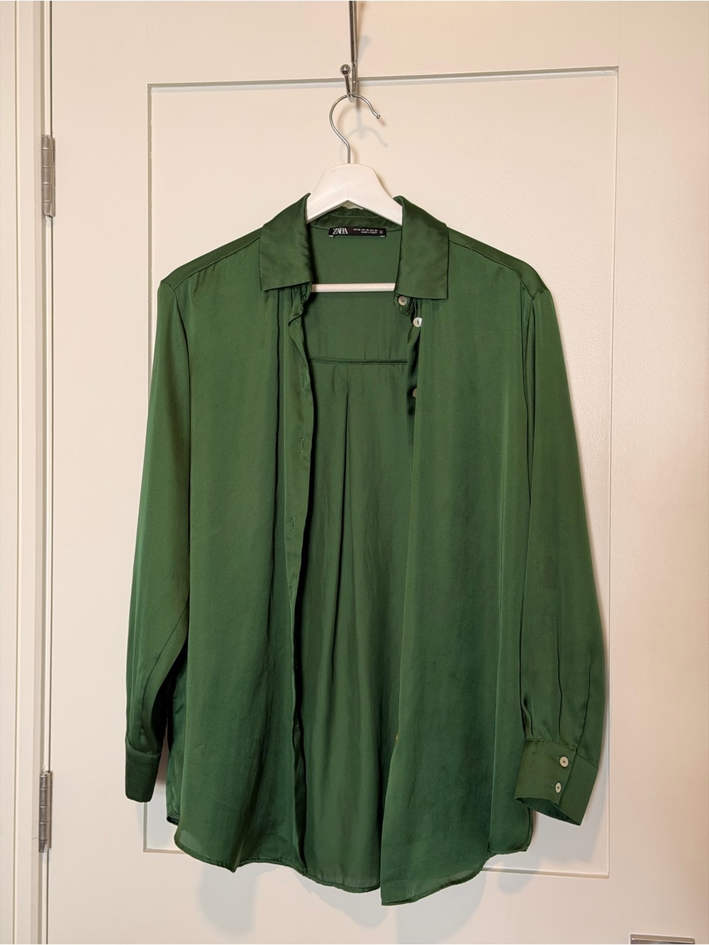 Zara Women’s Oversized Olive Green Satin Long-Sleeve Button-Down Shirt